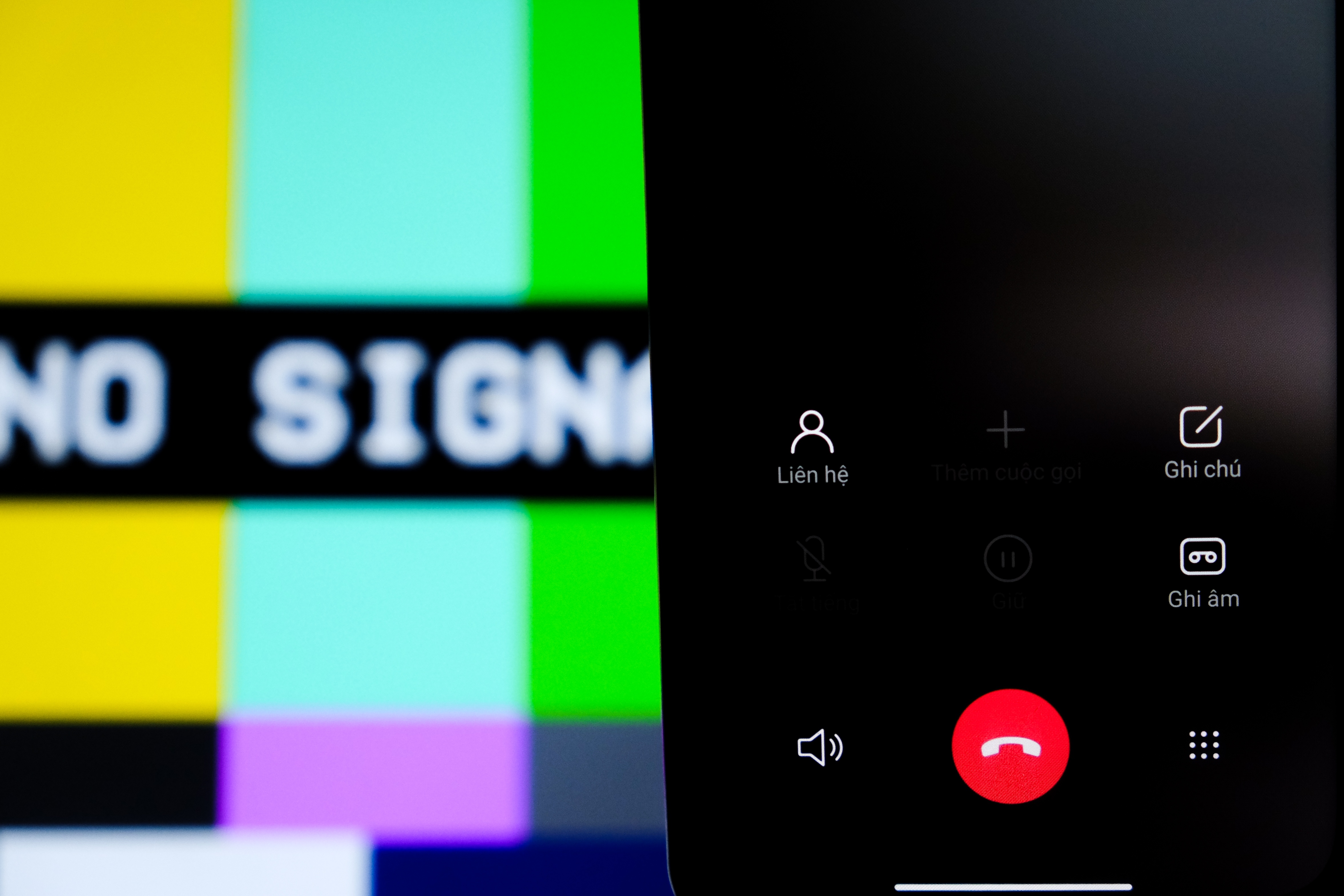 Phai lam gi khi bi khoa SIM hinh anh