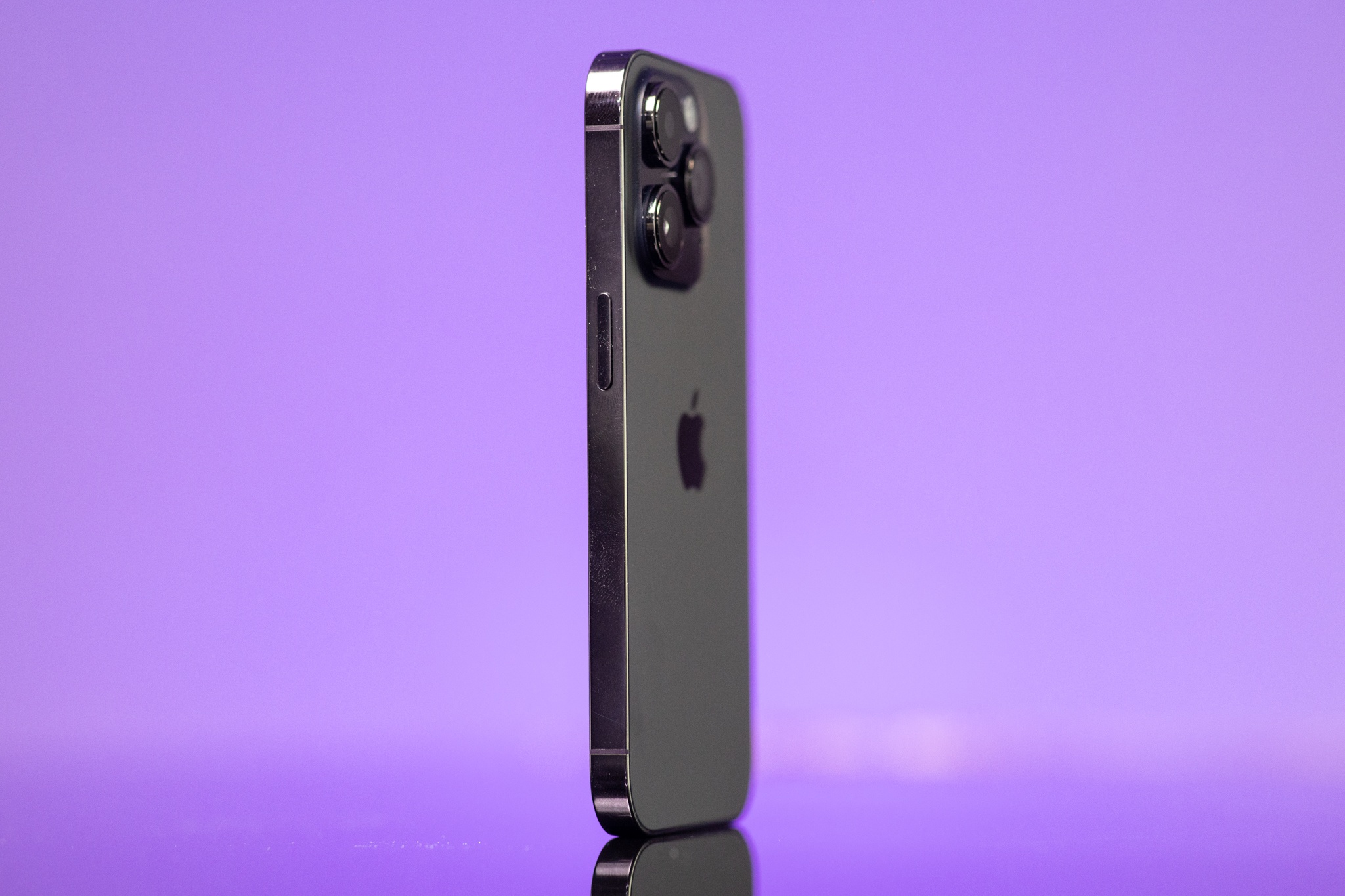 Dien thoai cao cap co con dang gia hinh anh