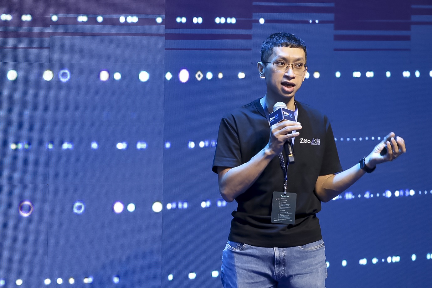 mo hinh ngon ngu lon anh 3