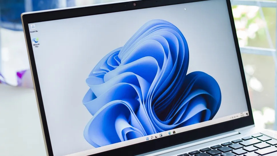 May tinh doi cu khong the cap nhat Windows 11 hinh anh