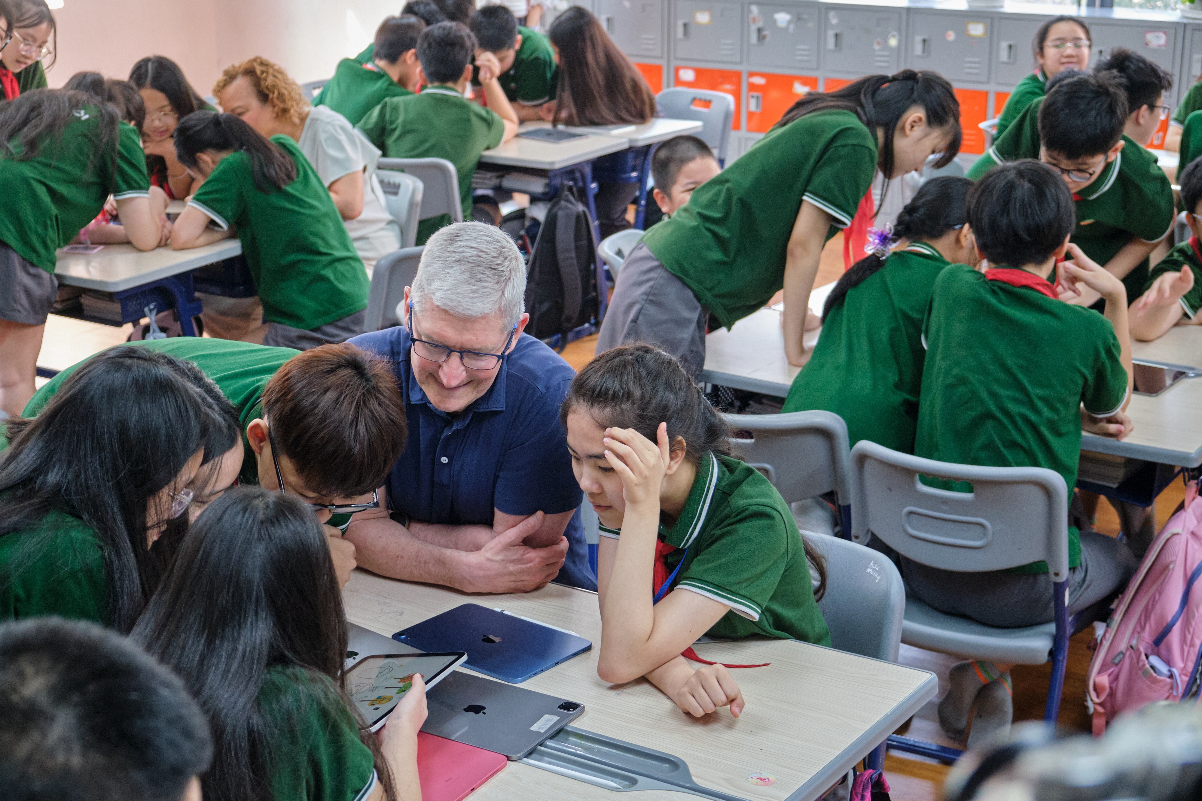 Tim Cook den Viet Nam anh 5