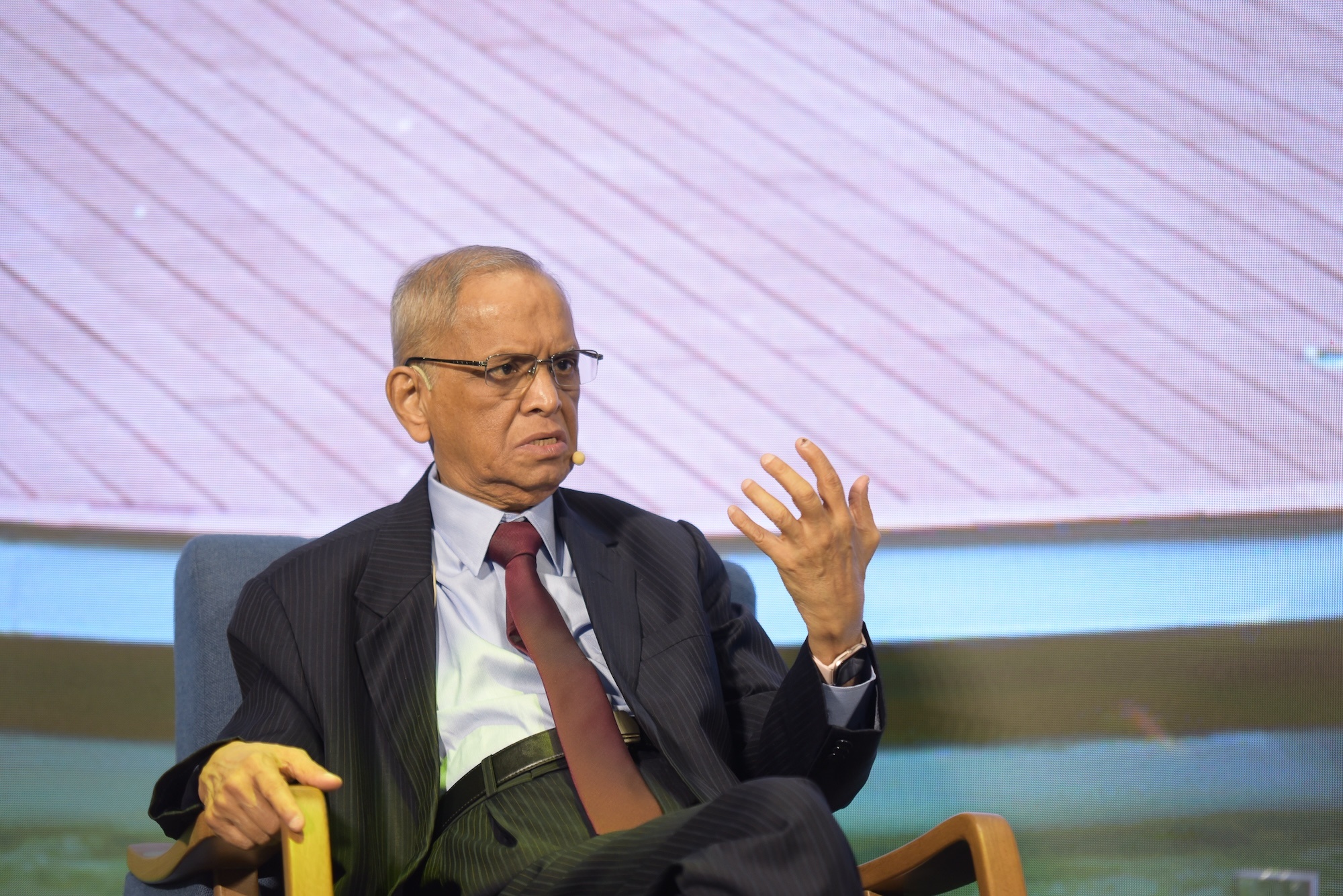 Ty phu An Do ung ho lam viec 70 gio/tuan hinh anh