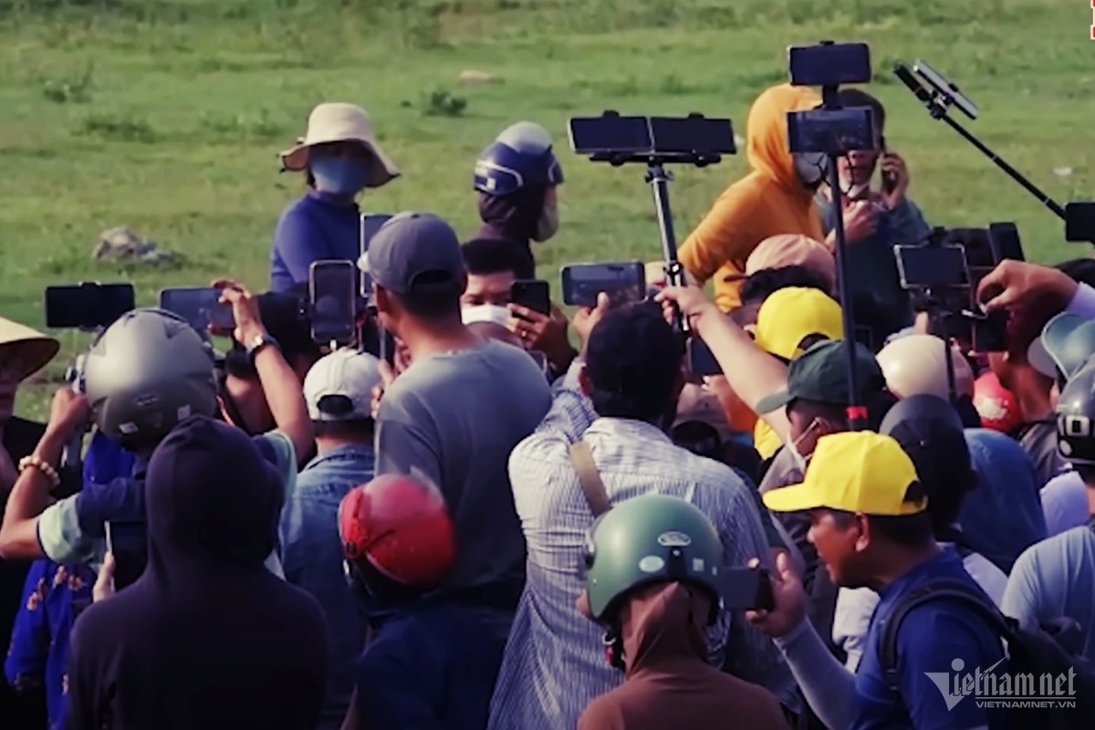 Co streamer theo ong Thich Minh Tue kiem hon 60 trieu dong/ngay hinh anh