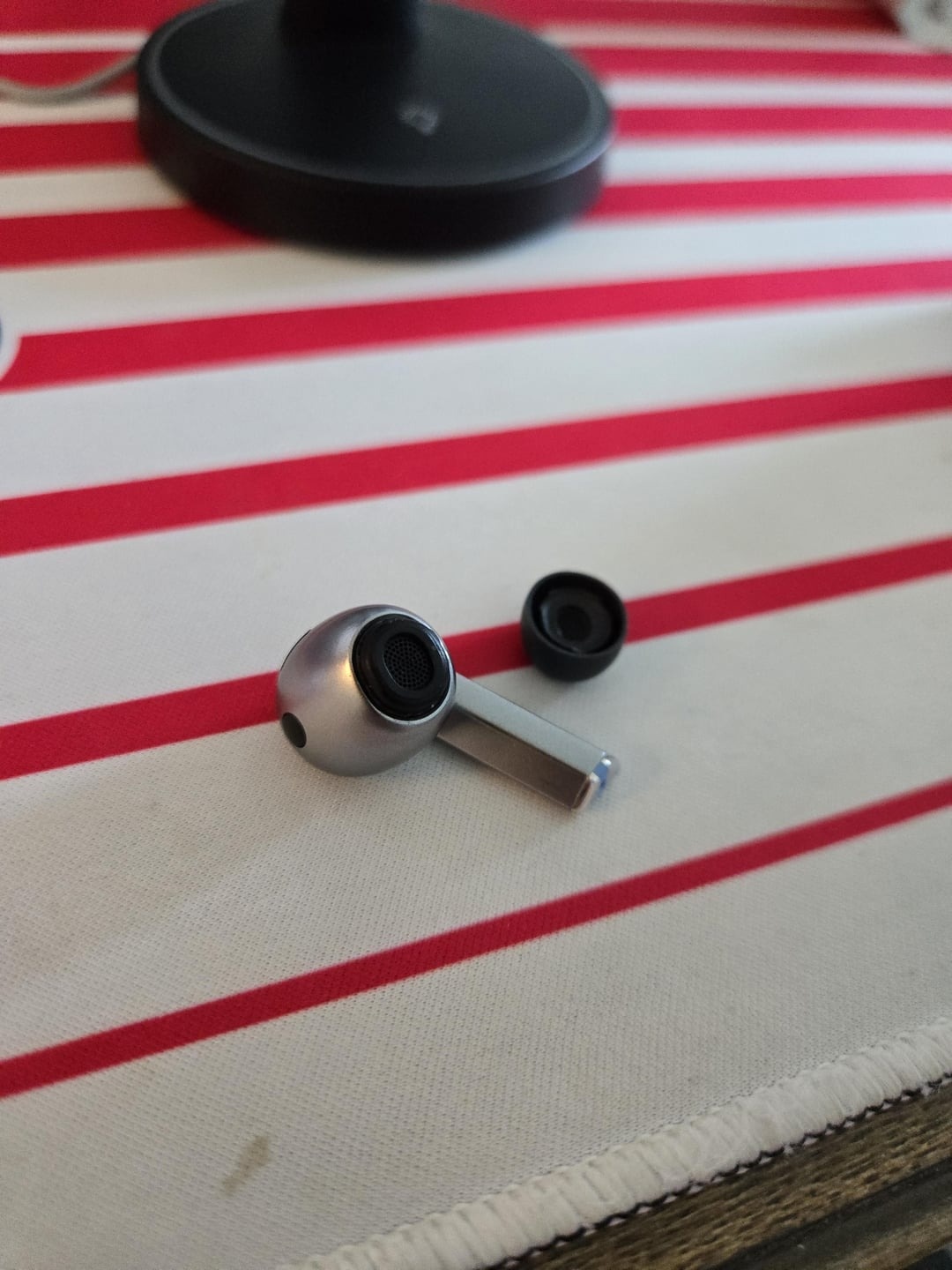 tai nghe Samsung ảnh 2 tai nghe Samsung anh 2