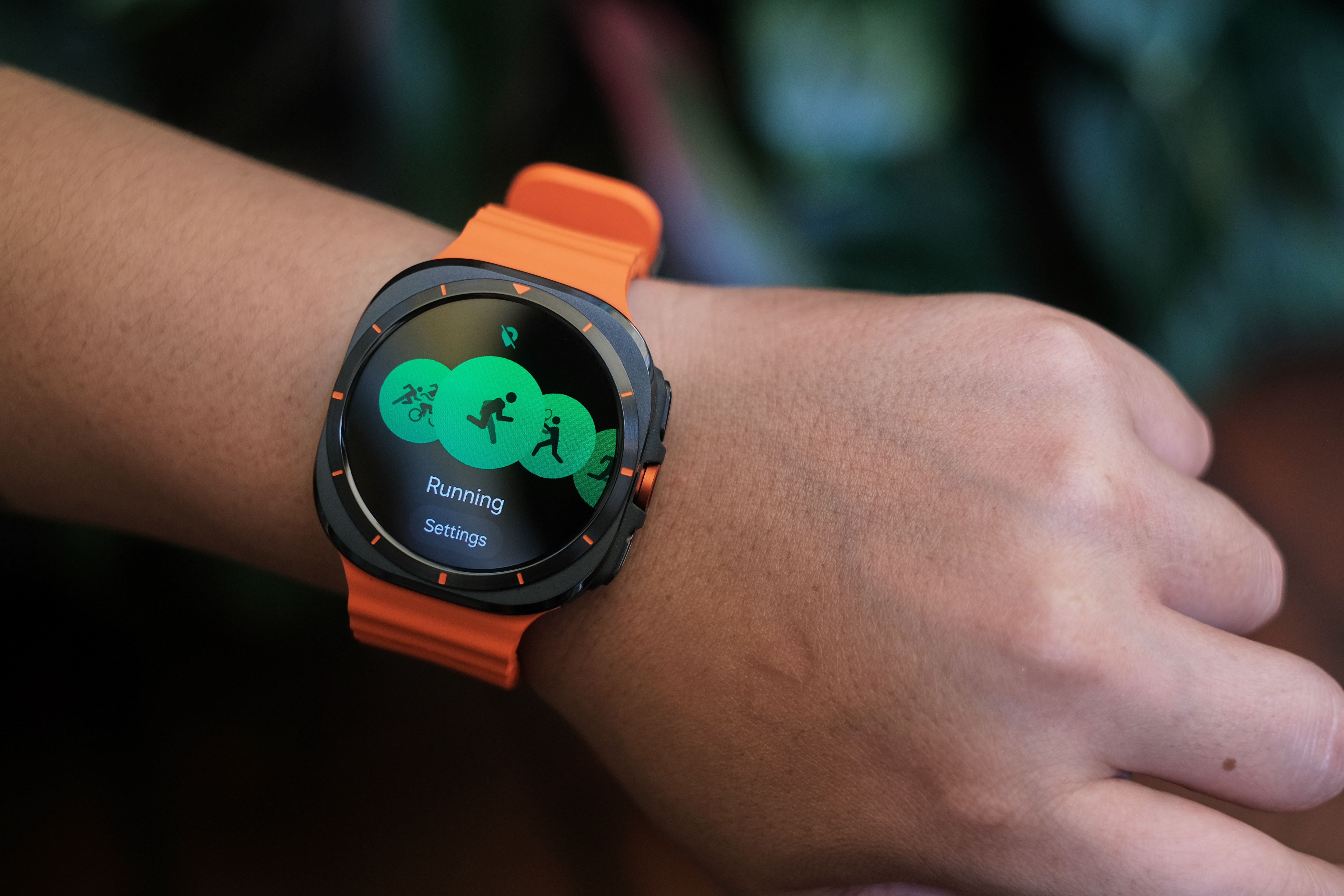 Tinh nang tren dong ho giup toi biet luc nao minh bi 'can pin' hinh anh