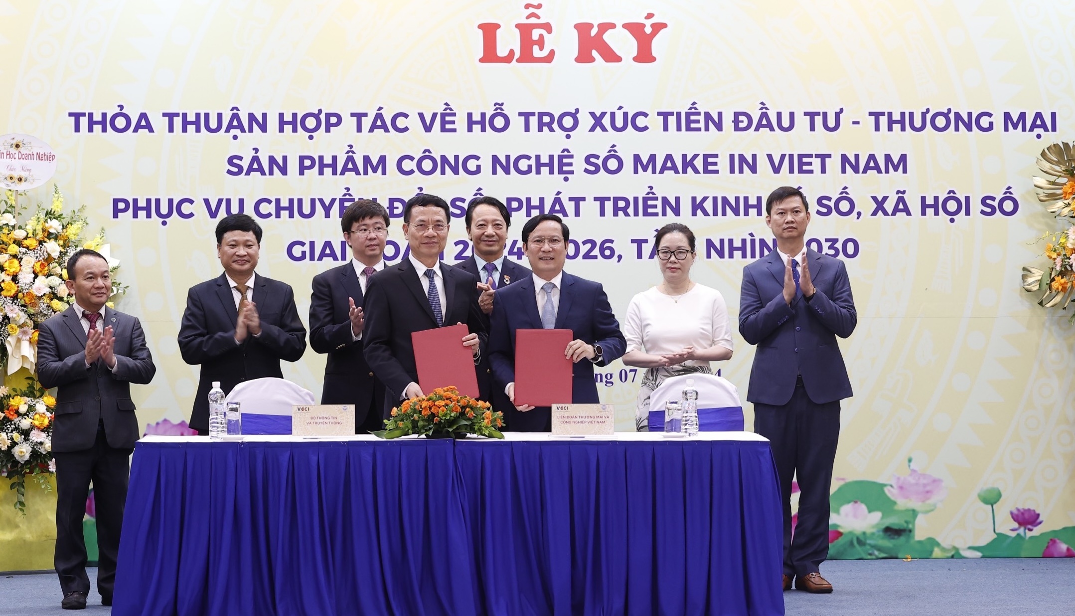 Bo TT&TT dong hanh cung VCCI thuc day doanh nghiep cong nghe so hinh anh