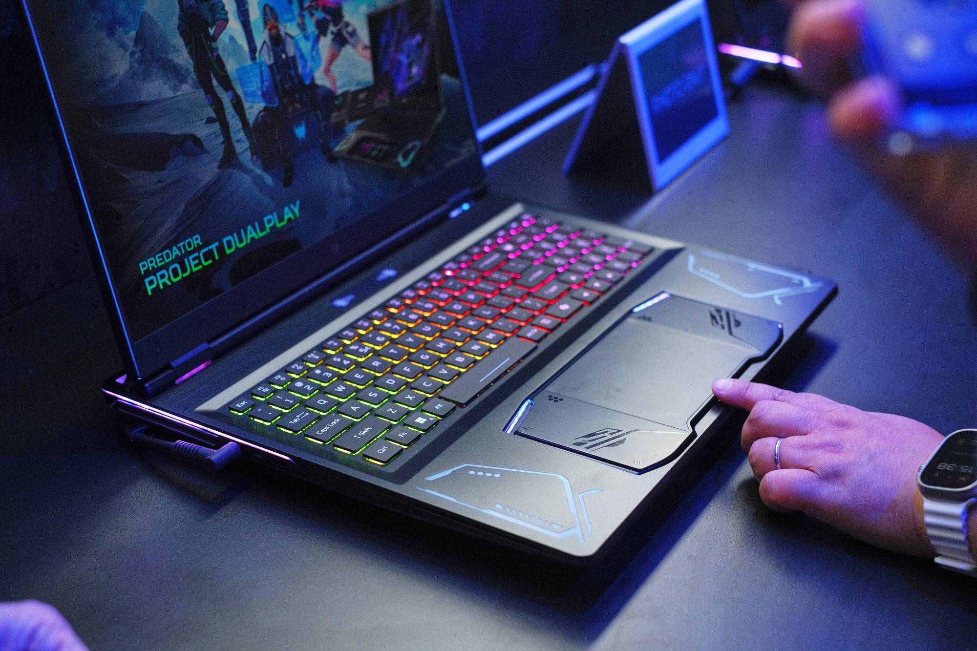 acer project dualplay anh 1