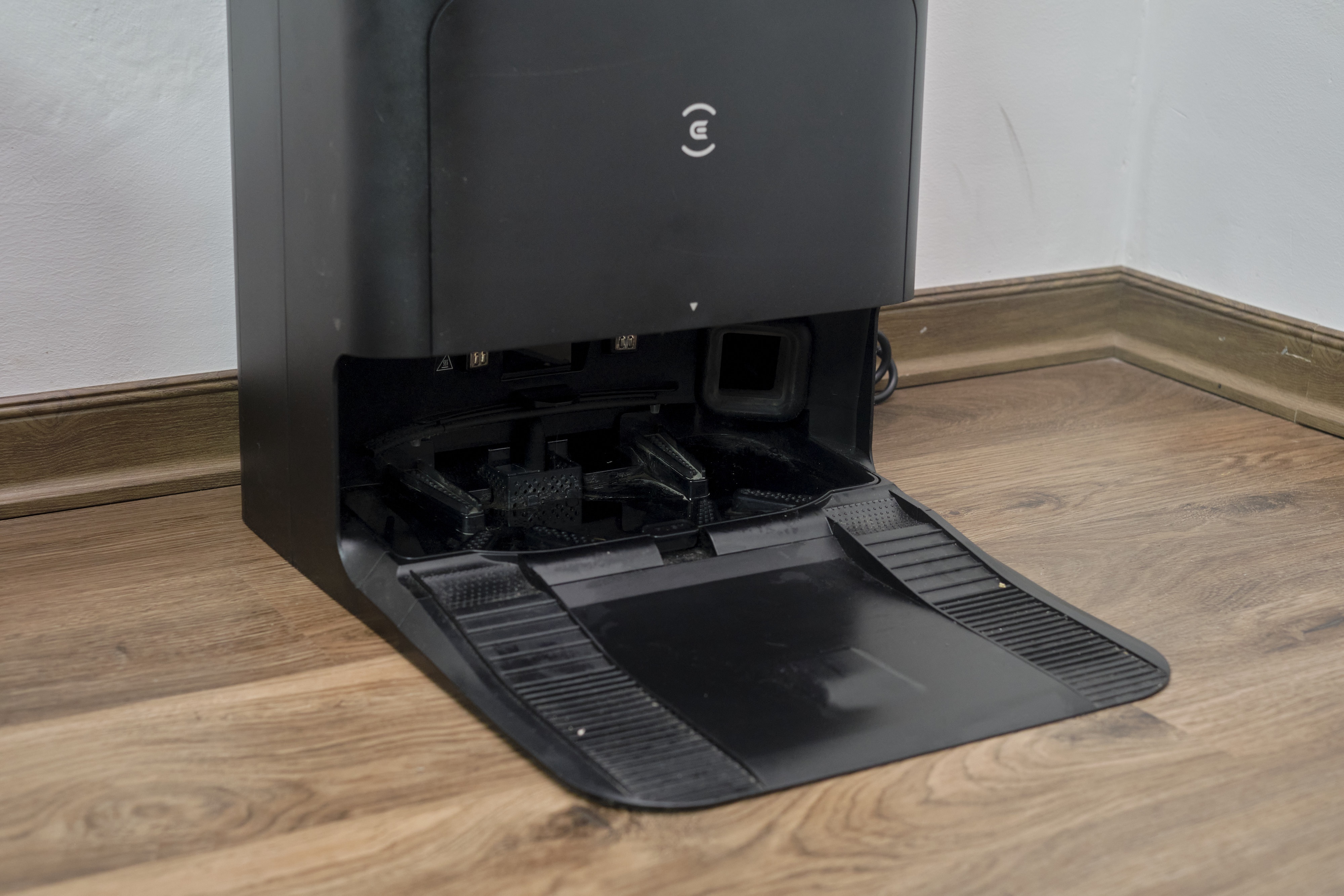 Ecovacs Deebot N30 Pro Omni anh 9