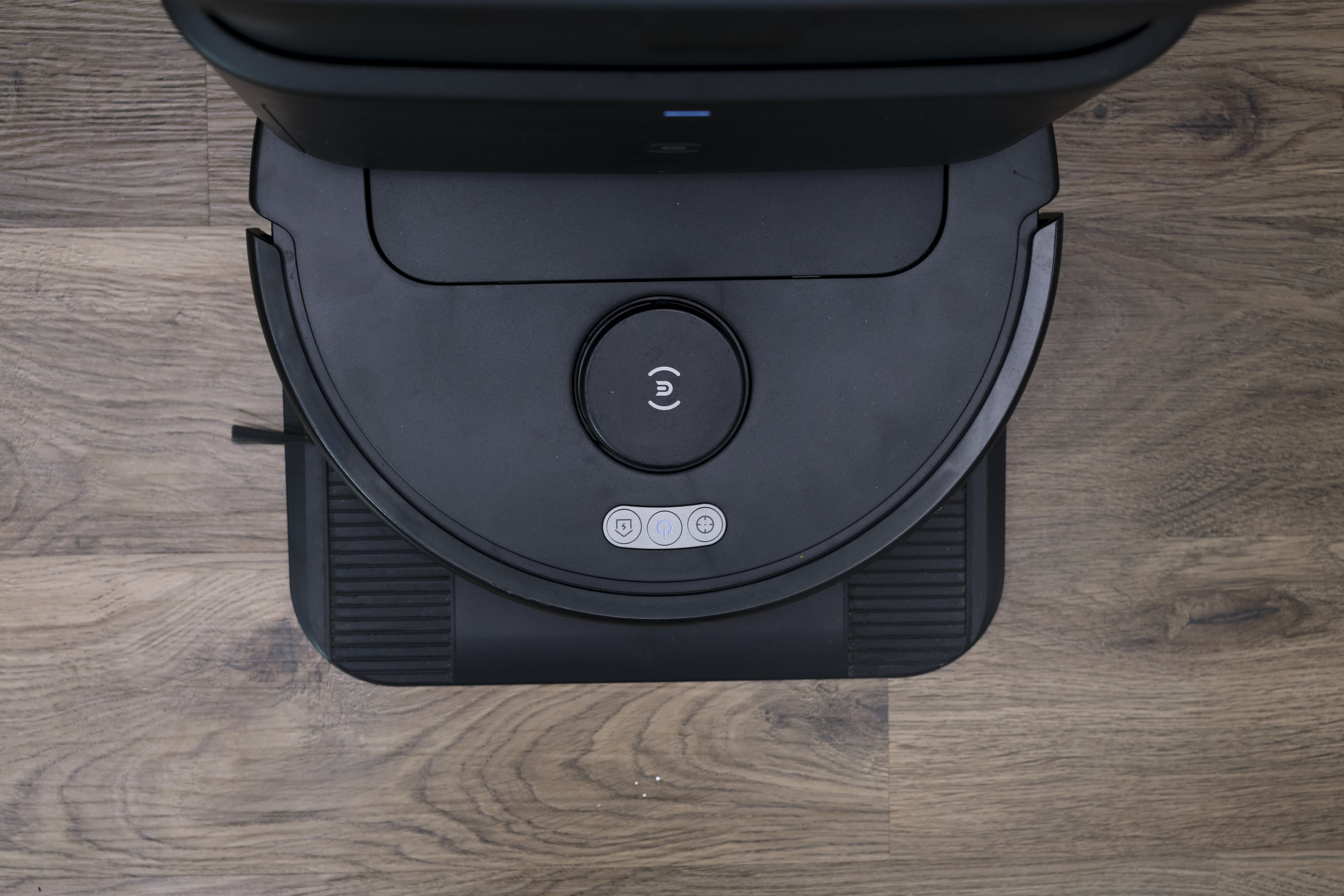 Ecovacs Deebot N30 Pro Omni anh 2