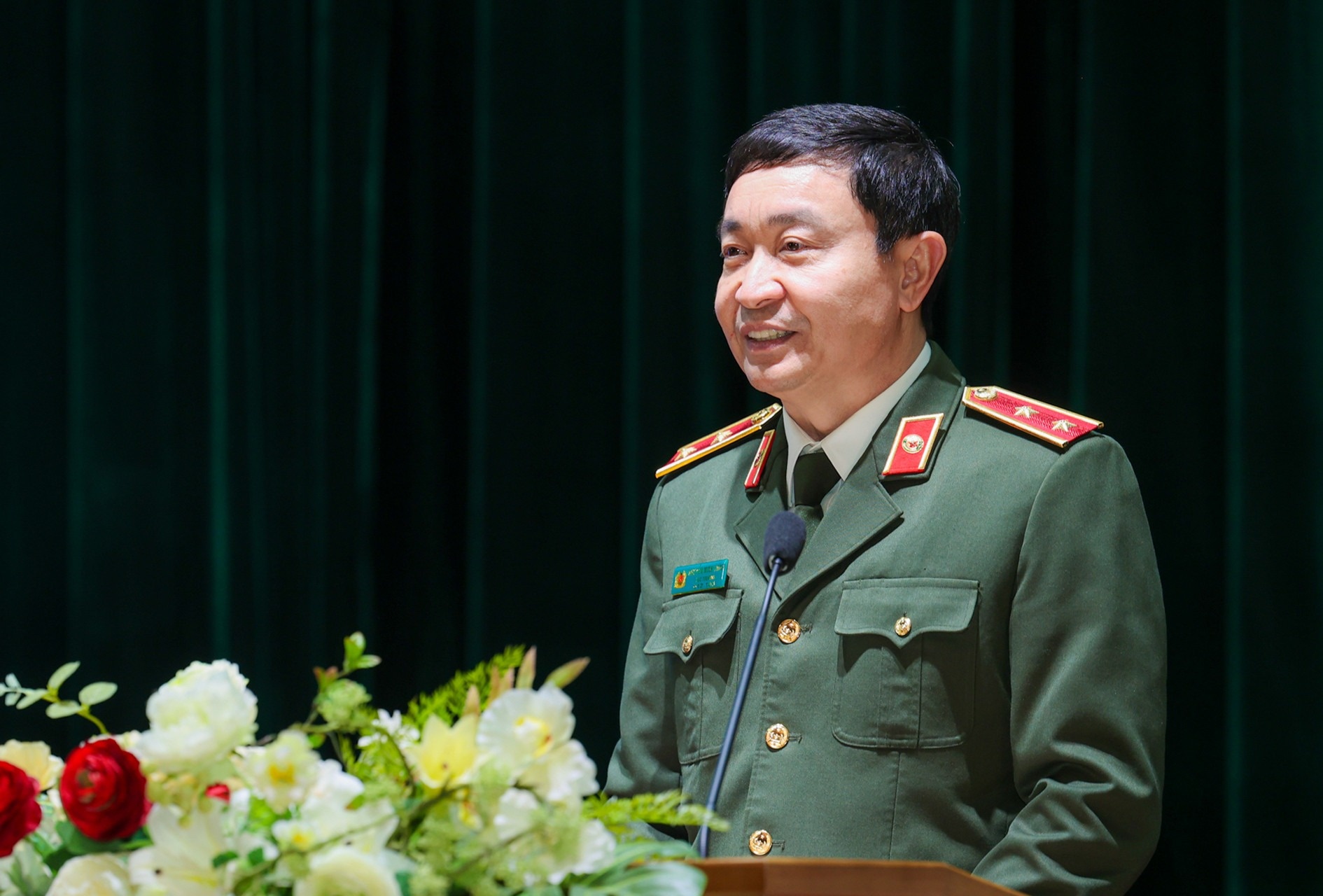 Bao ve khong gian mang la cuoc chien toan cau hinh anh