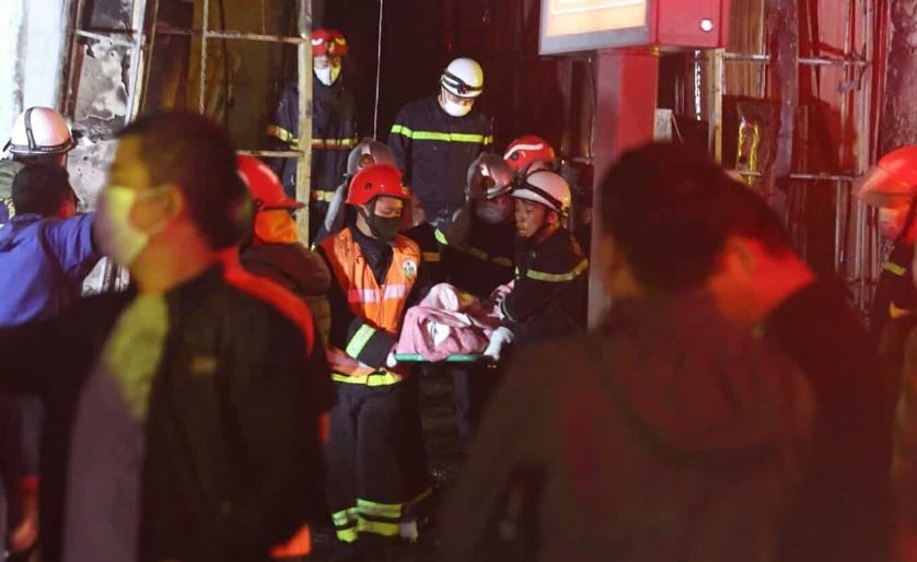 Chay lon tai Ha Noi trong dem, 11 nguoi tu vong hinh anh