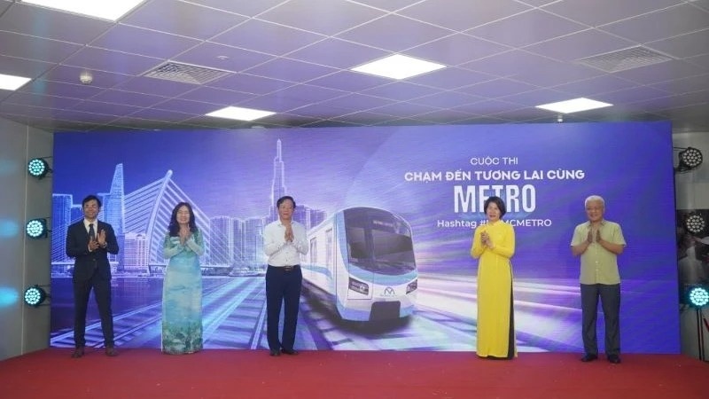 tuyen metro so 1 anh 1