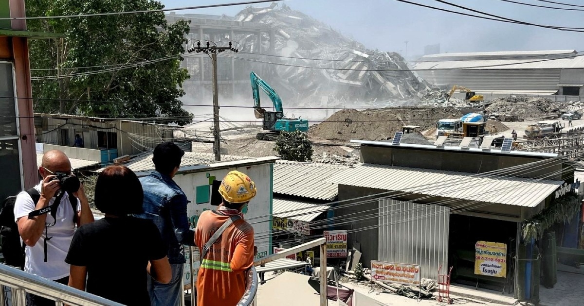 Tran dong dat o Myanmar manh den dau hinh anh