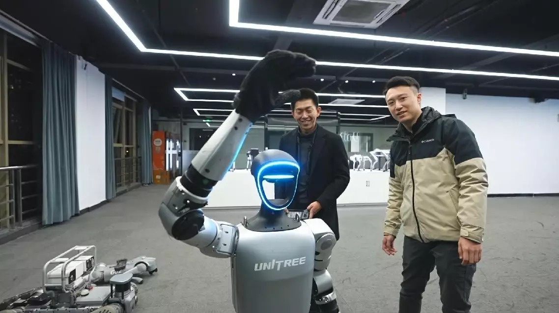 Hang dien thoai Trung Quoc dat cuoc vao robot AI hinh anh