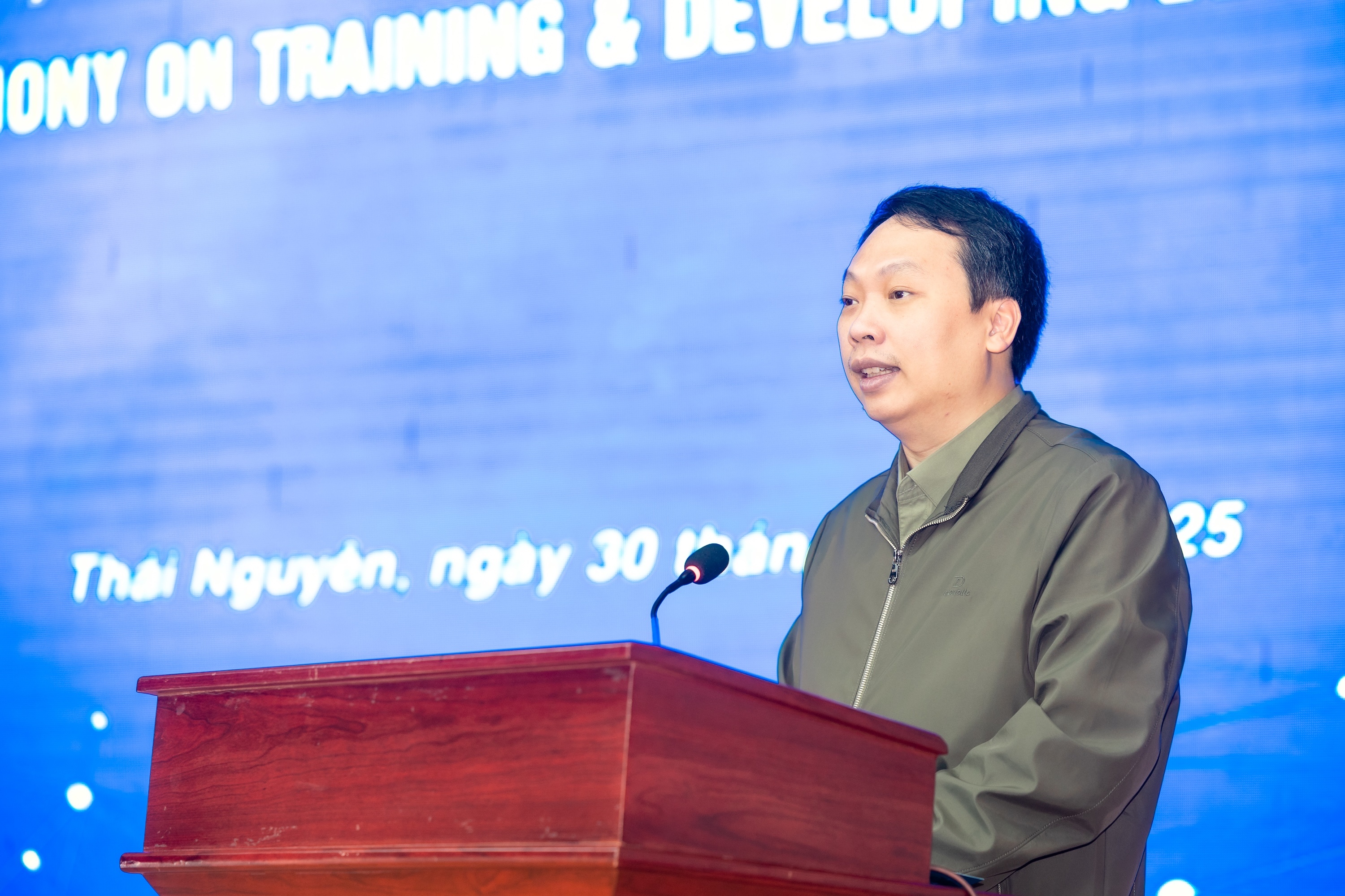 Thai Nguyen muon thanh trung tam dao tao blockchain hang dau Viet Nam hinh anh