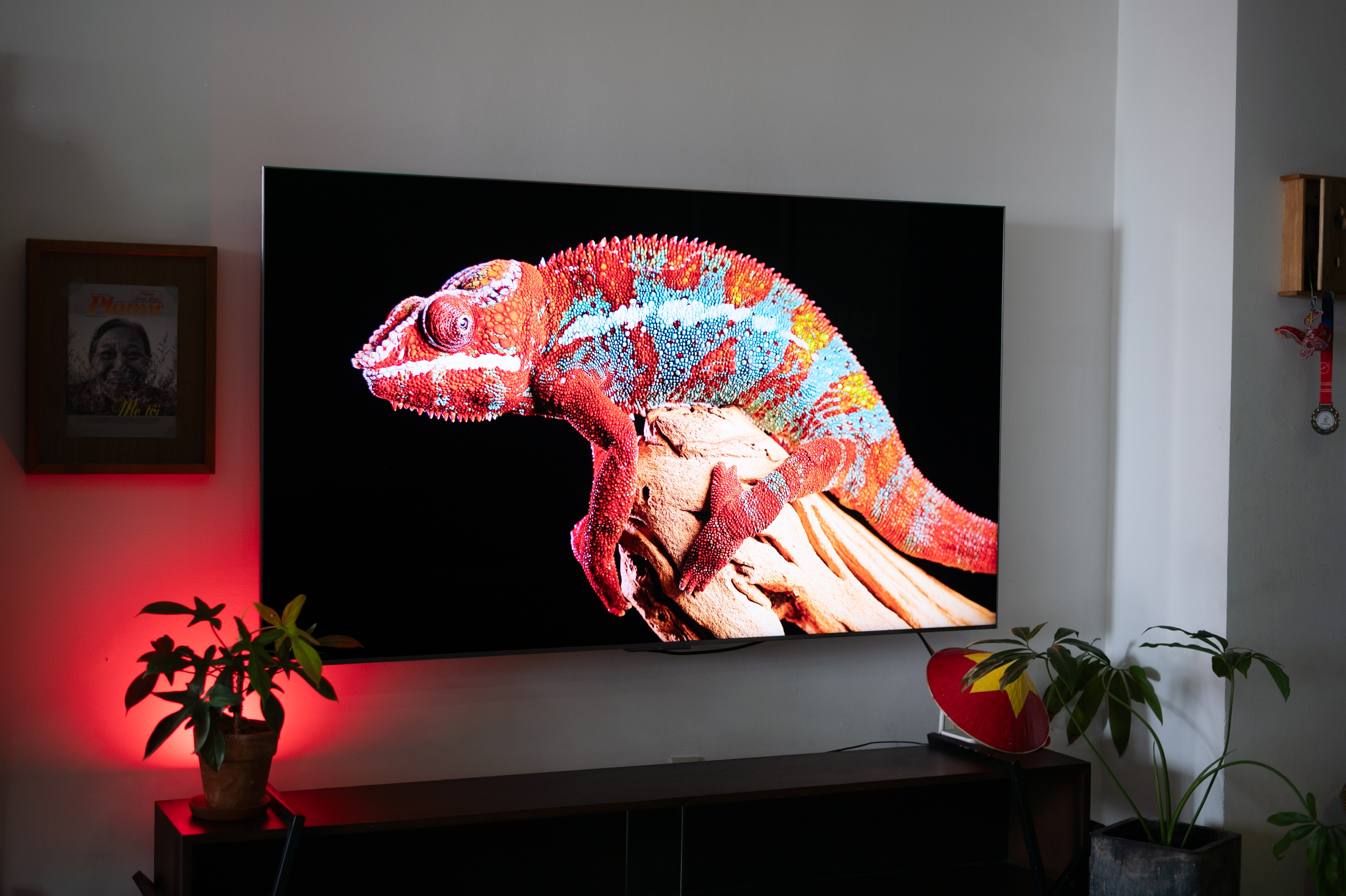 Can luu y gi khi chon mua TV moi? hinh anh