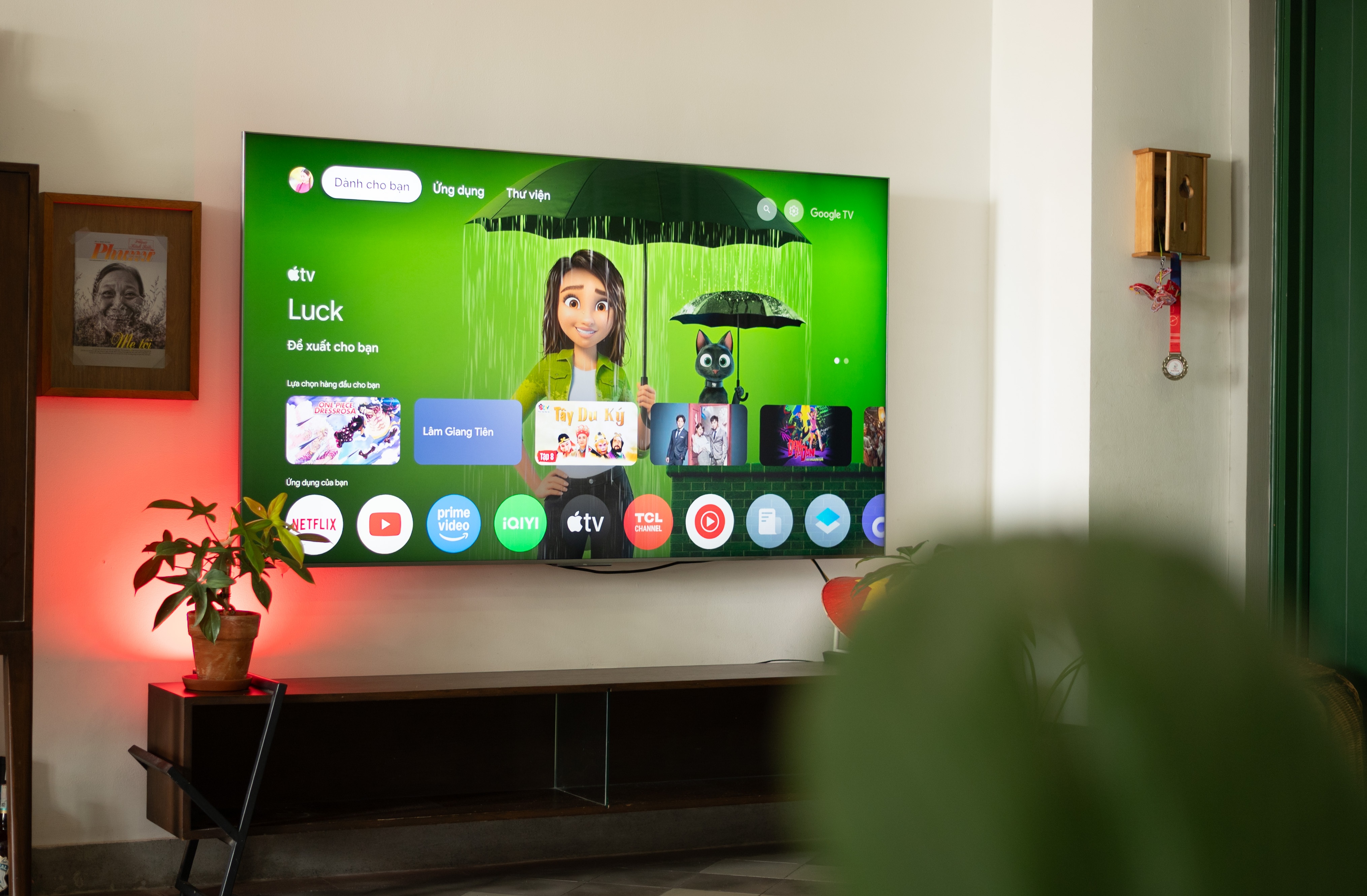 Review TCL C8K: Doi trong cua OLED hinh anh