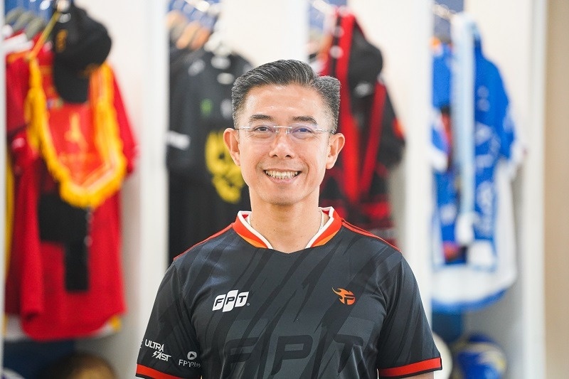 Ly do FPT phat trien eSports hinh anh