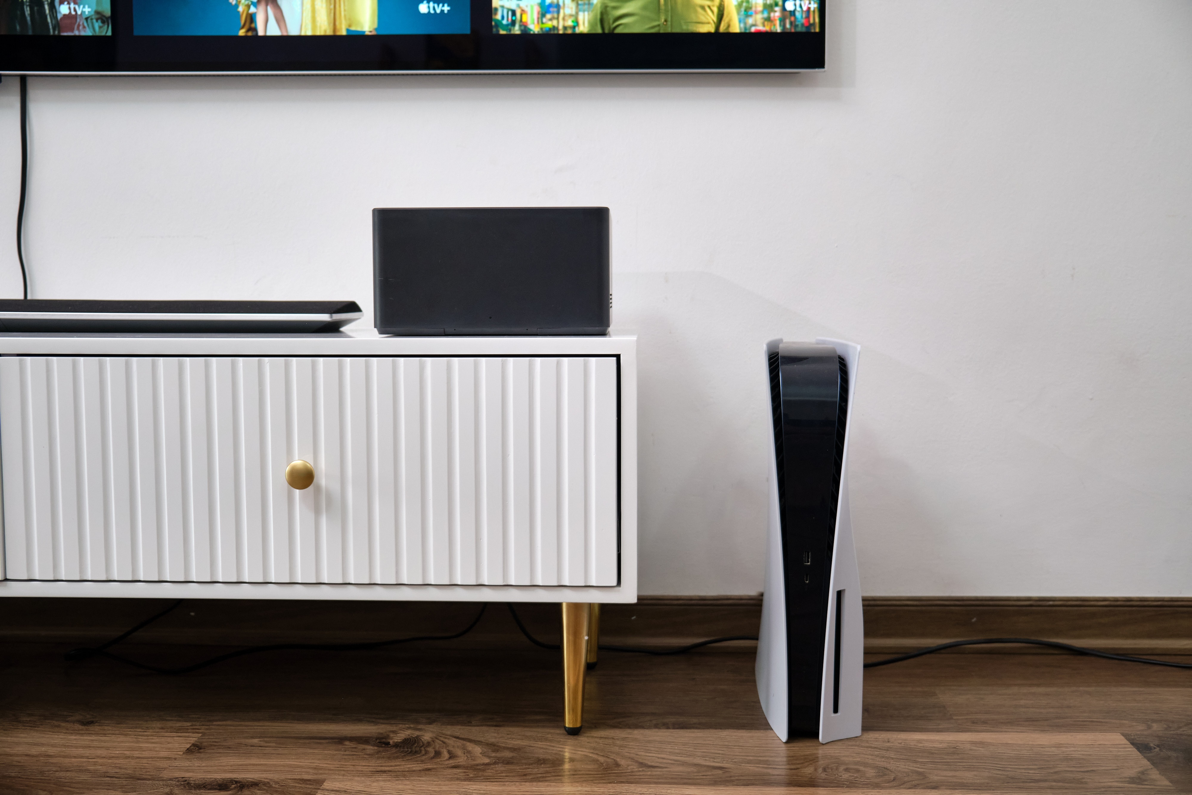 TV OLED,  LG M5,  TV dat nhat,  khong day,  cong nghe AI,  ket noi wireless anh 3