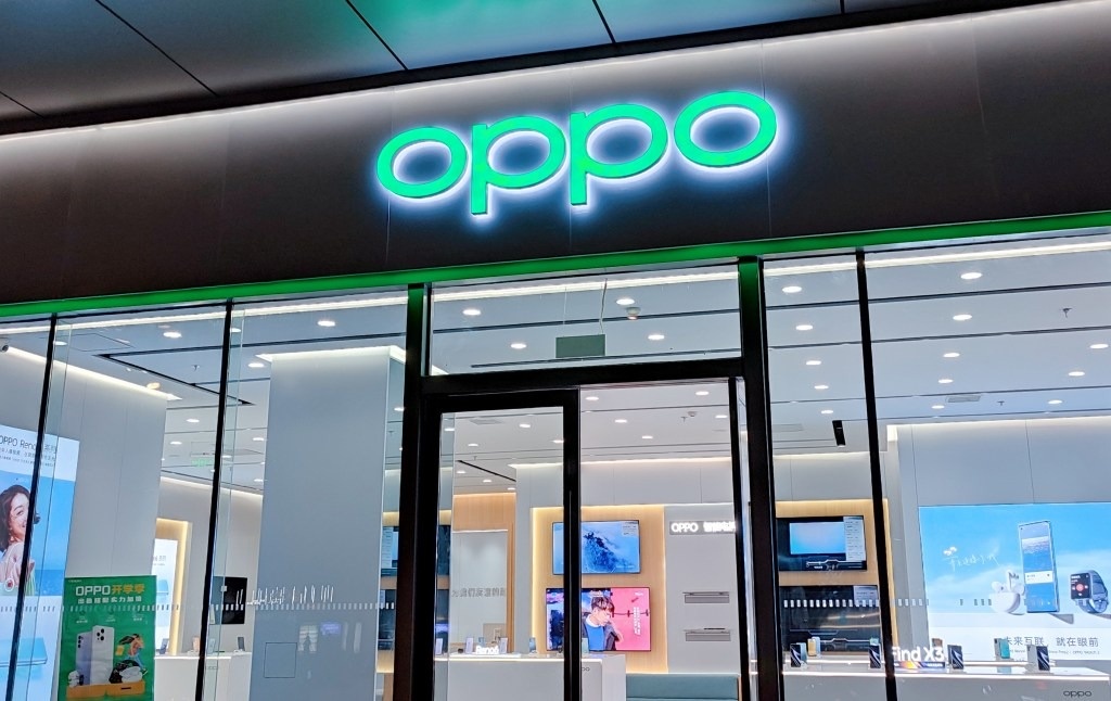 Apple kien nhan vien Oppo hinh anh