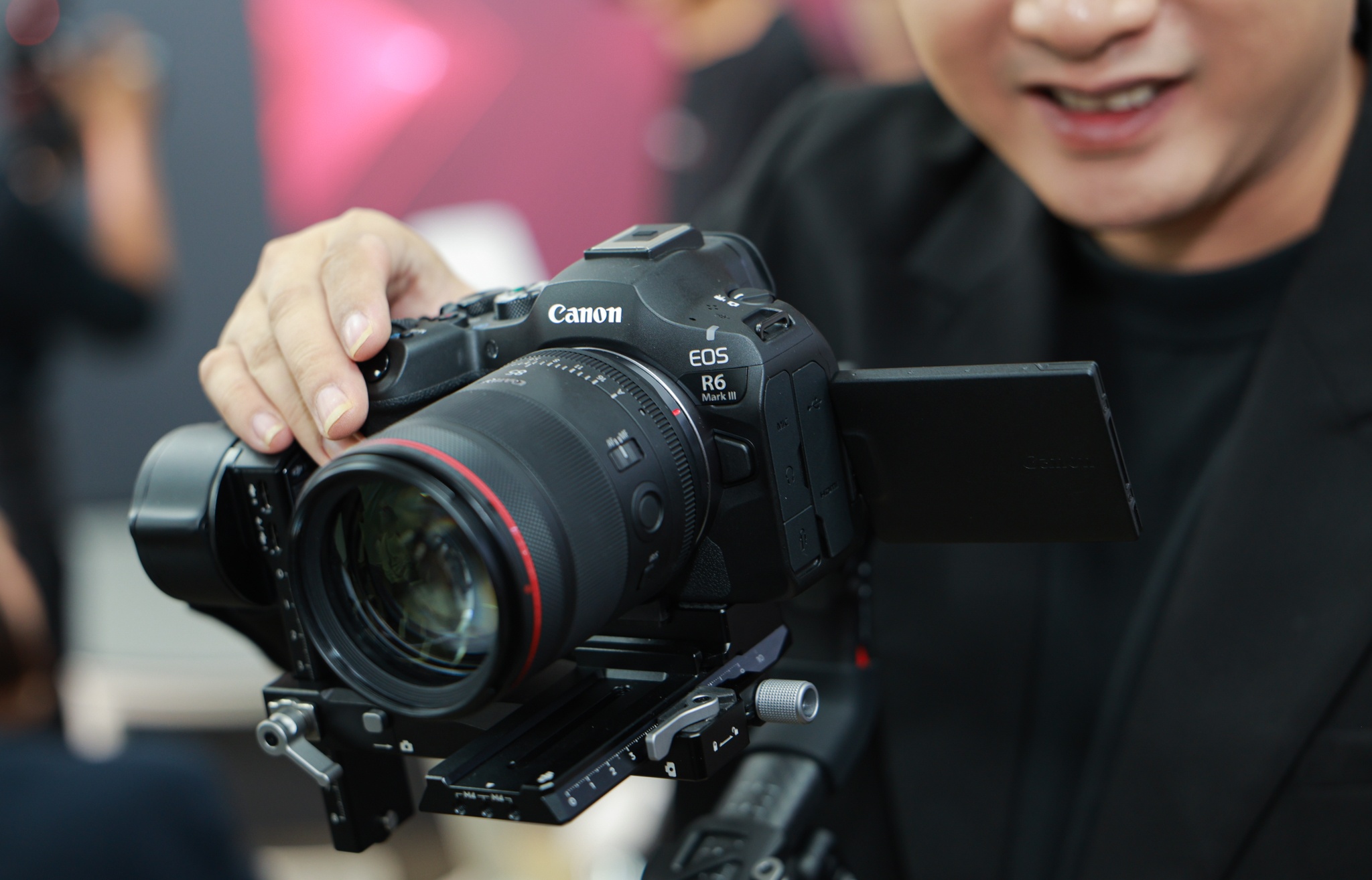 រូបថតកាមេរ៉ា Canon ១ May anh canon anh 1