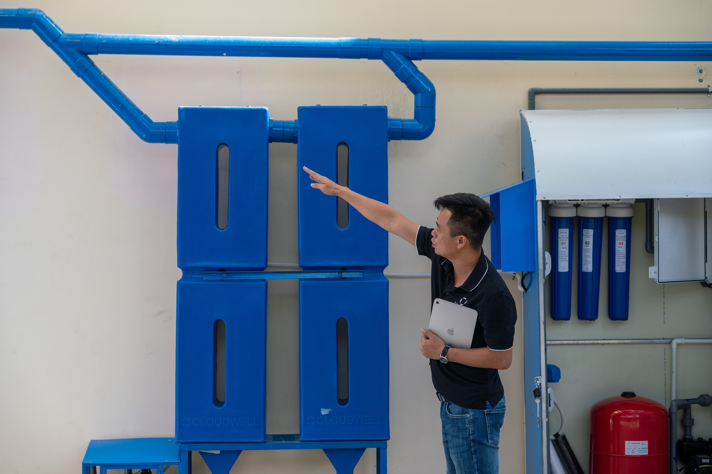 Apple Viet Nam,  nuoc sach truong hoc,  du an nuoc sach,  bien doi khi hau,  trung hoa carbon,  hoc sinh Viet Nam anh 2