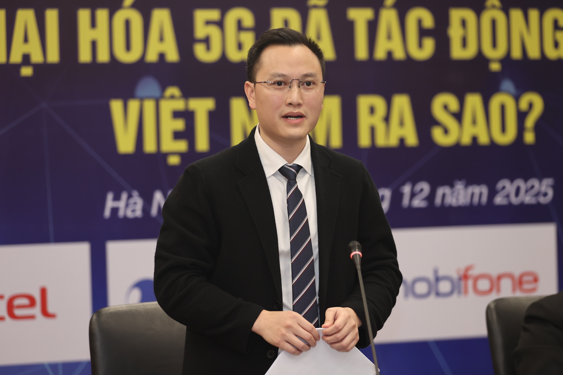 5G Viet Nam,  Viettel 5G,  VNPT 5G,  trien khai 5G,  thuong mai hoa 5G,  dau tu 5G,  MobiFone 5G anh 1