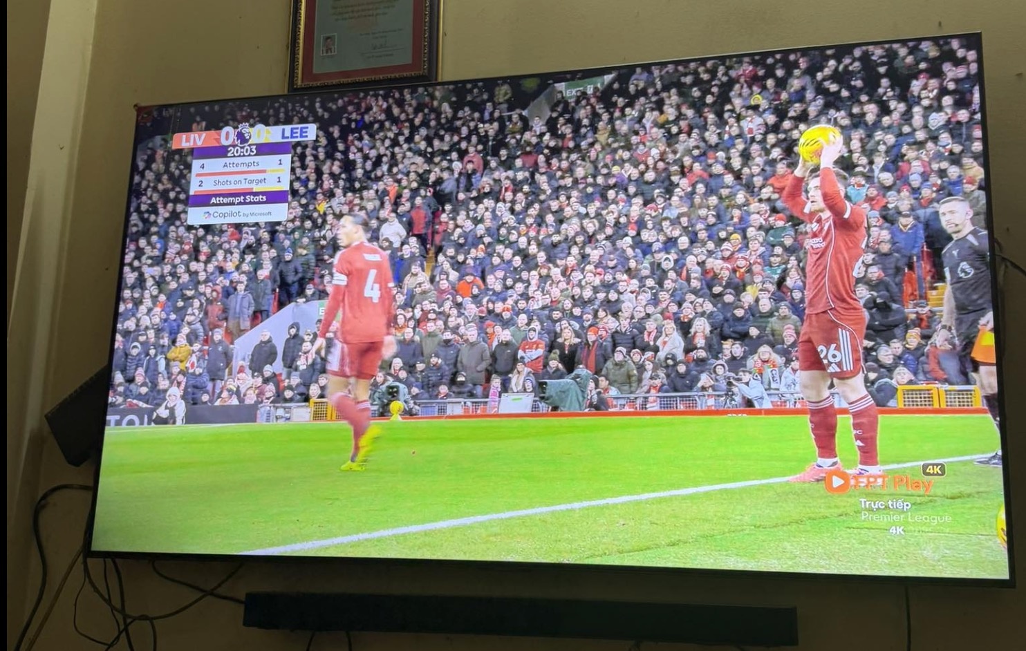 Nhieu truc trac trong vong dau chua tung co o Ngoai hang Anh hinh anh