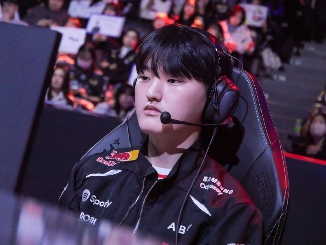 T1 qua manh hinh anh