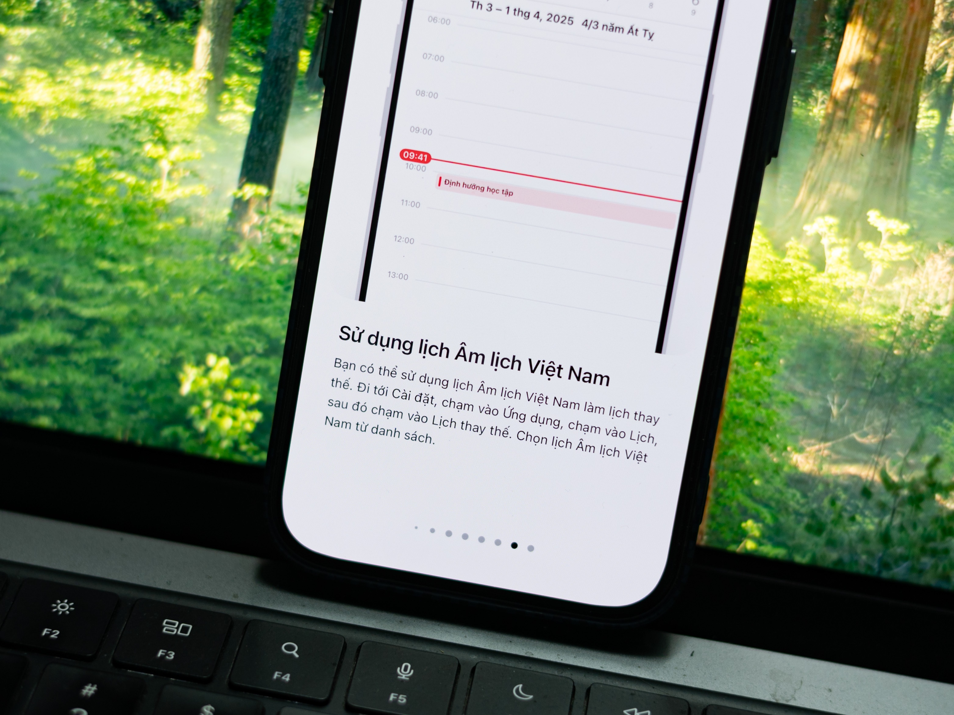 Dung tai app xem lich Am cho iPhone hinh anh