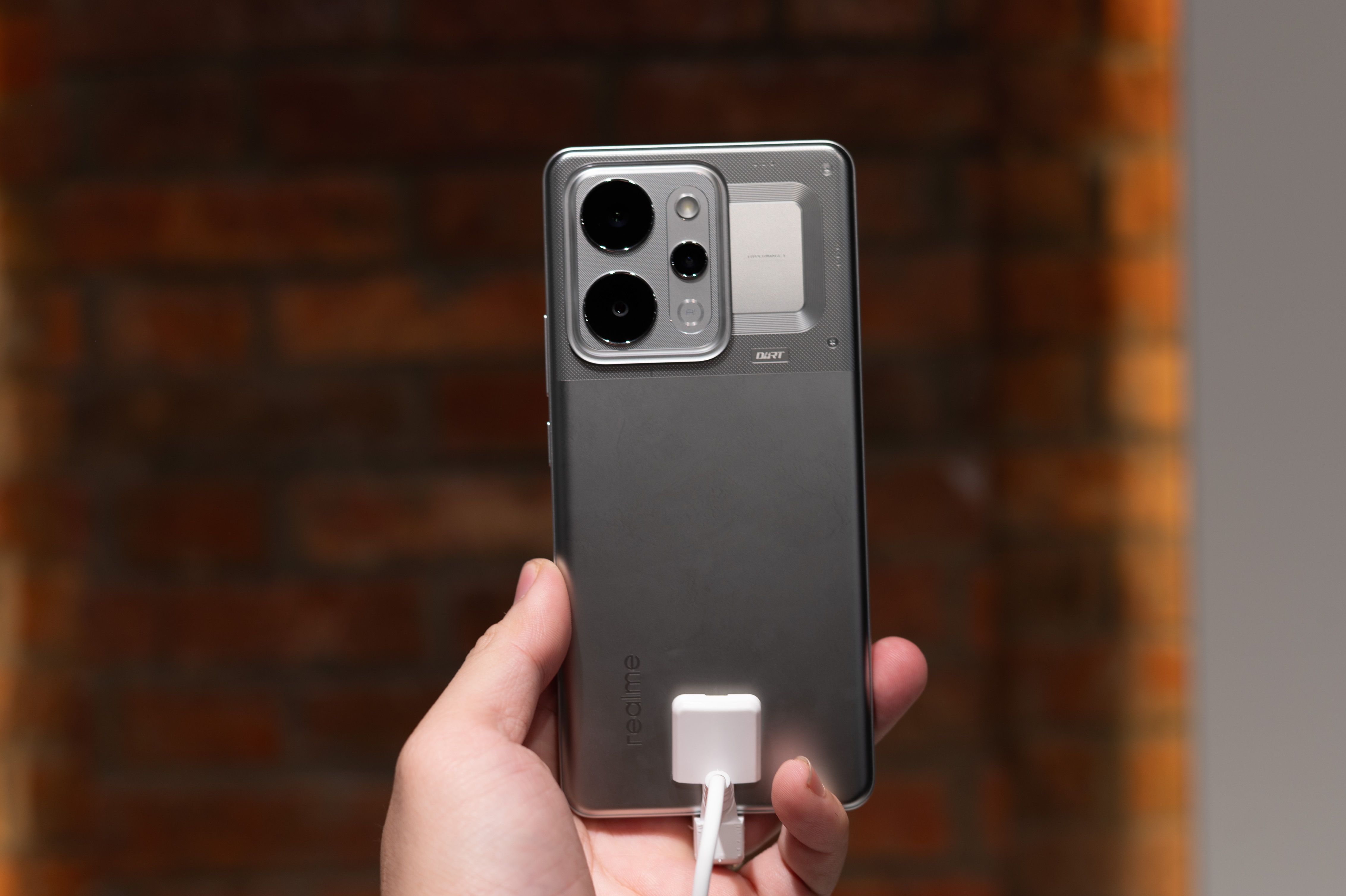 Xuat hien smartphone pin 10.000 mAh o Viet Nam hinh anh