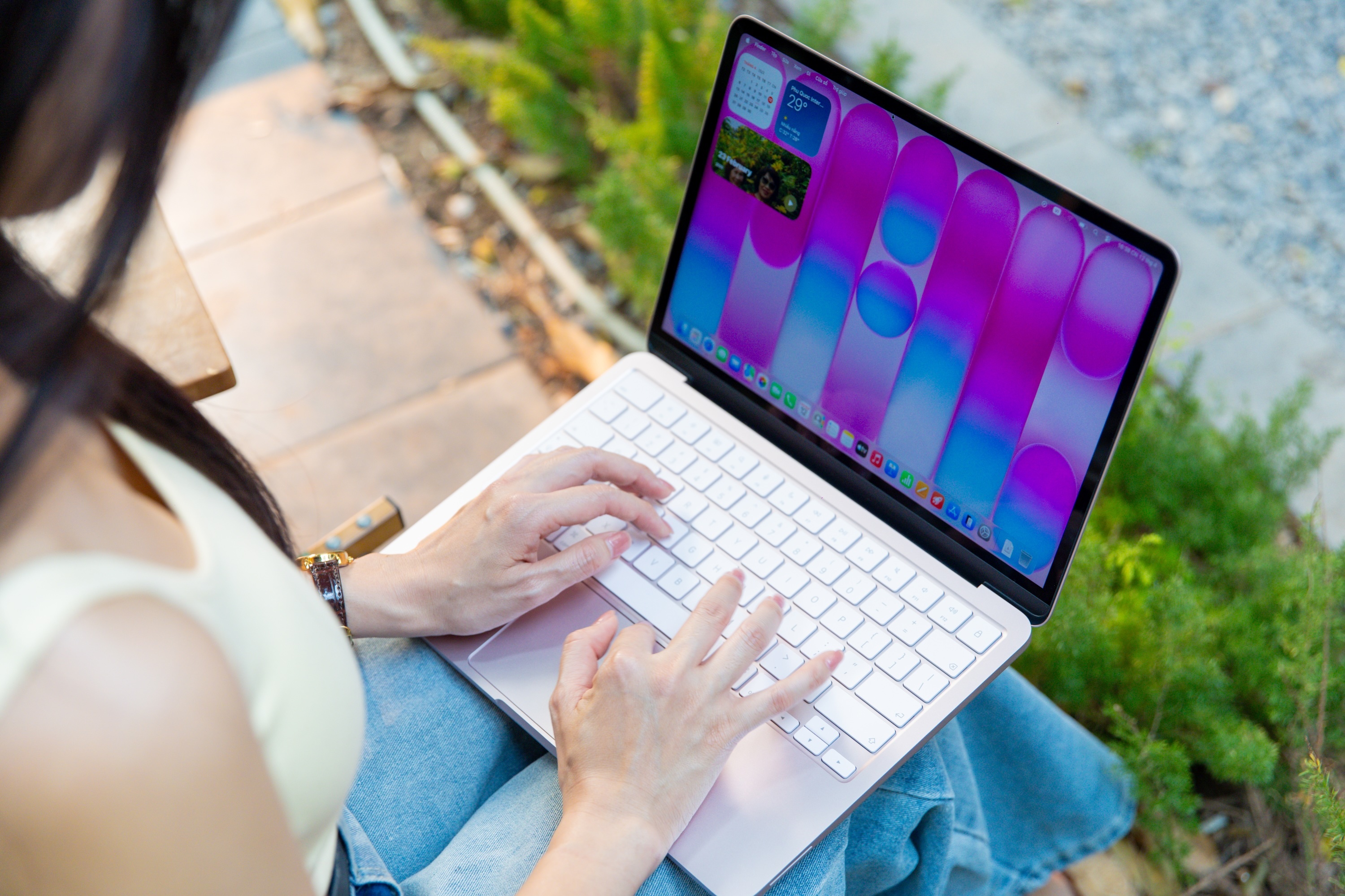 Apple vua giai thich diem hap dan nhat tren MacBook Neo hinh anh