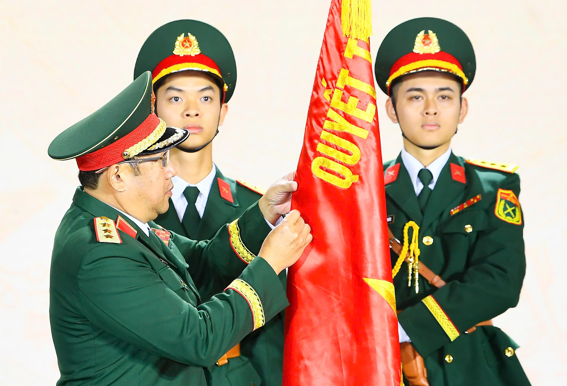 viettel high tech anh 2