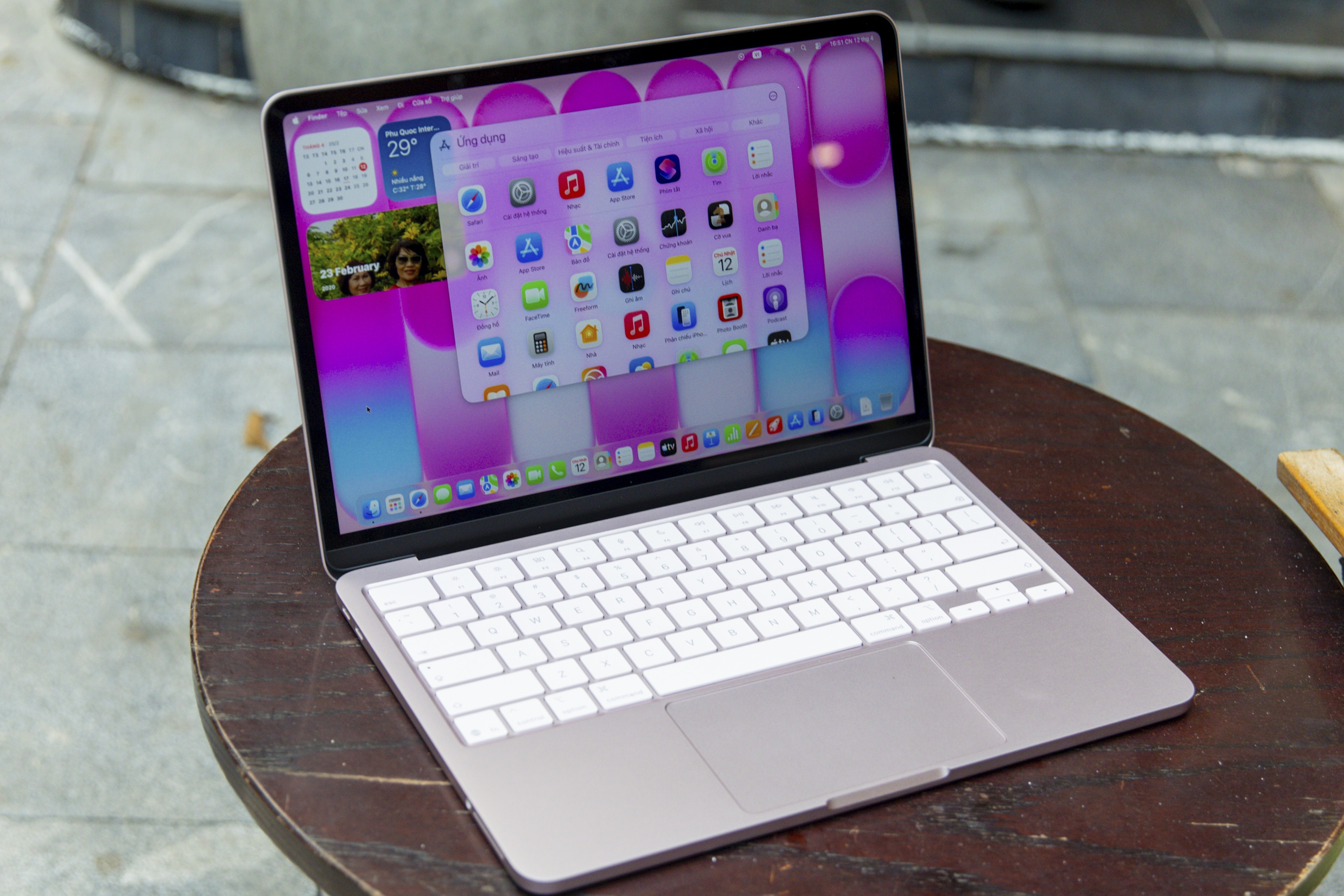 danh gia macbook neo anh 3