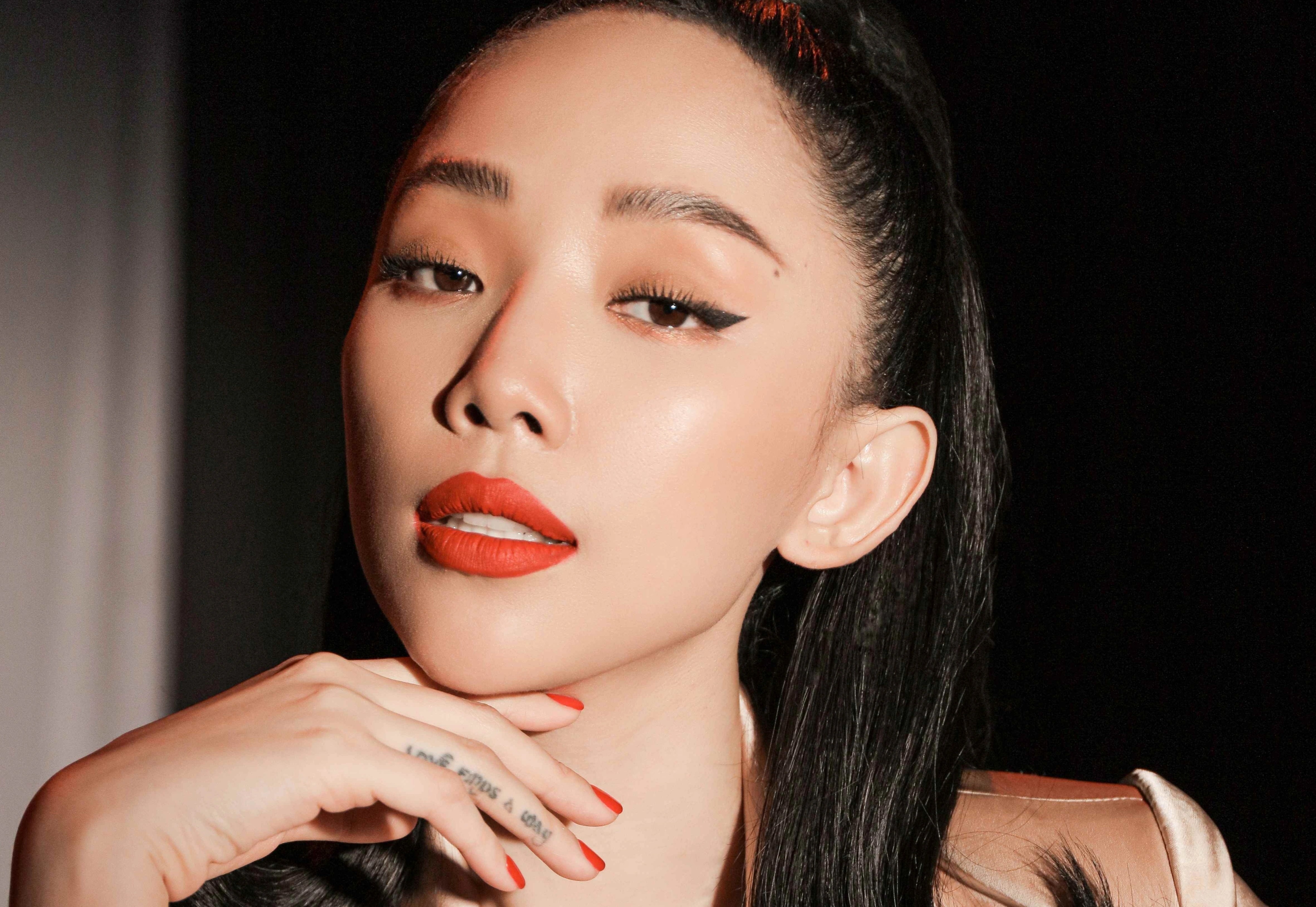 Toc Tien khong sai nhung chua du dung hinh anh