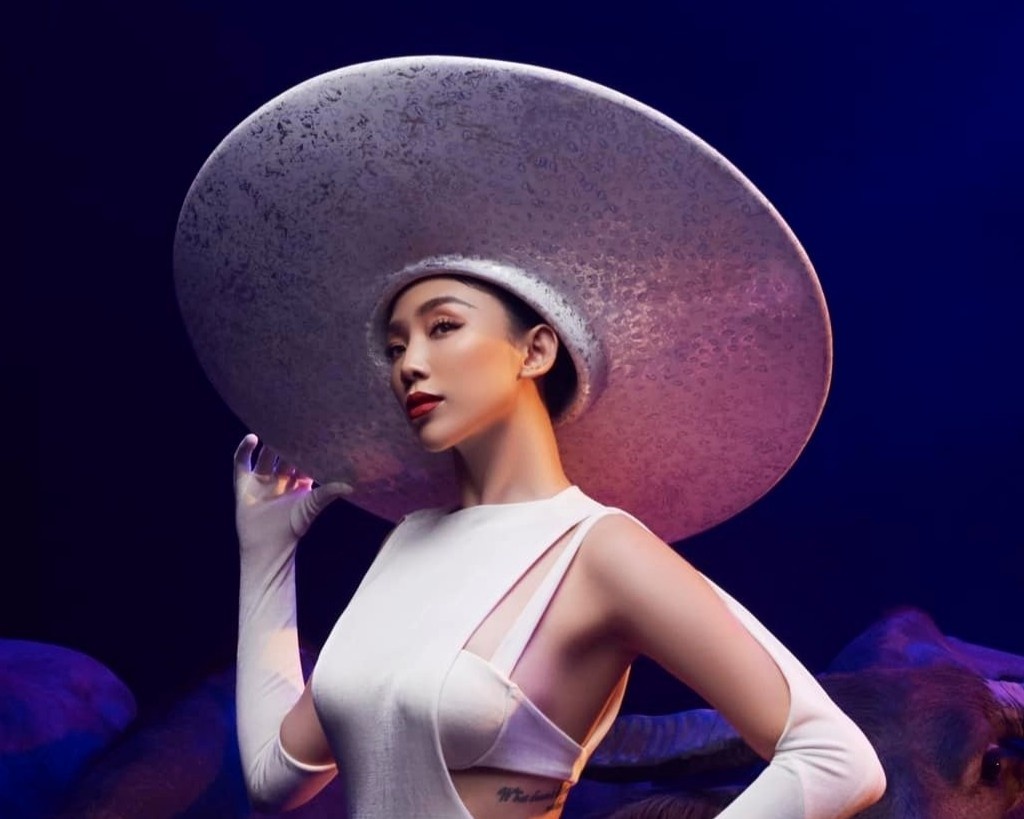 Giao diem mem mai cua Toc Tien, Hoang Thuy Linh hinh anh