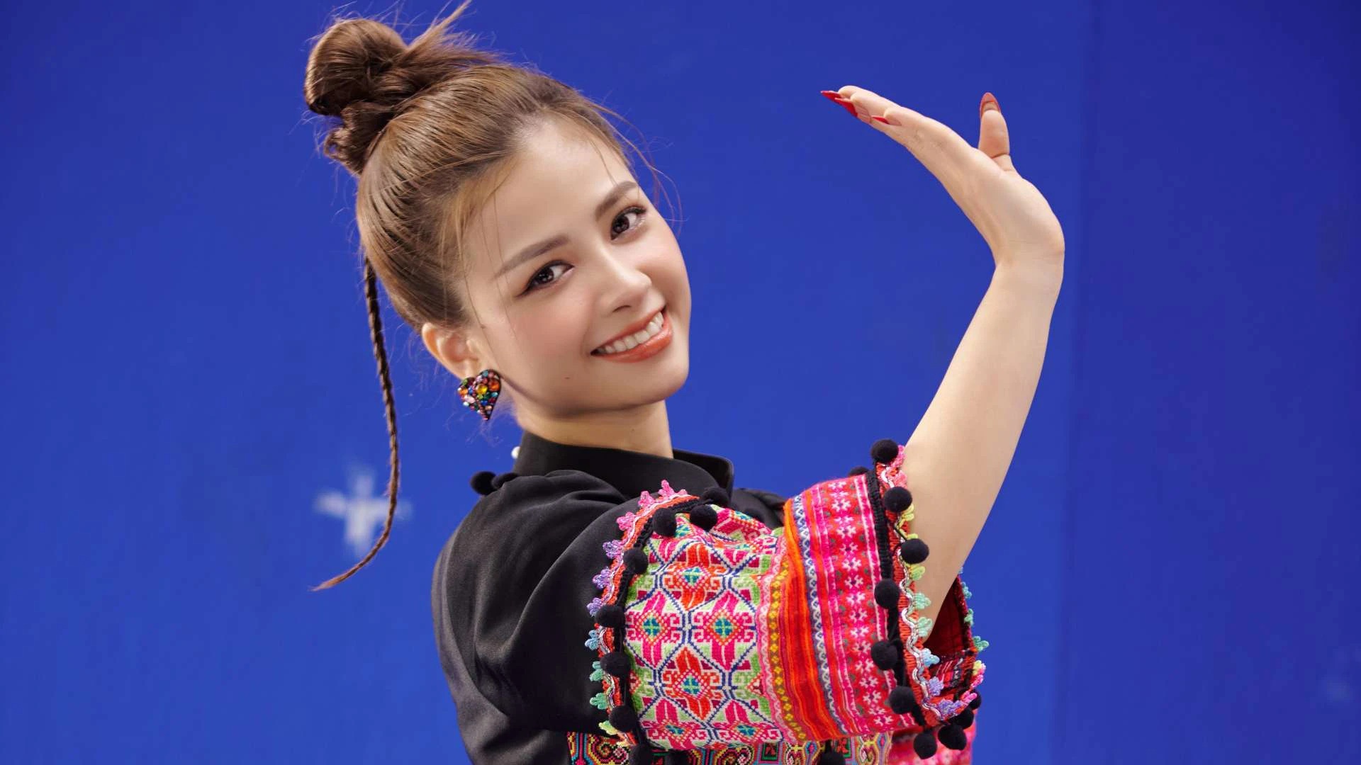 Duong Hoang Yen anh 2