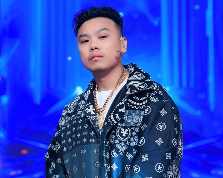 Khong soi tieng Viet - diem yeu cua Thai VG tren ghe nong Rap Viet hinh anh