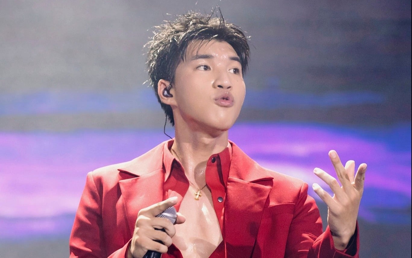 HIEUTHUHAI, Khuong Le va tranh luan 'dep trai nhung rap do' hinh anh