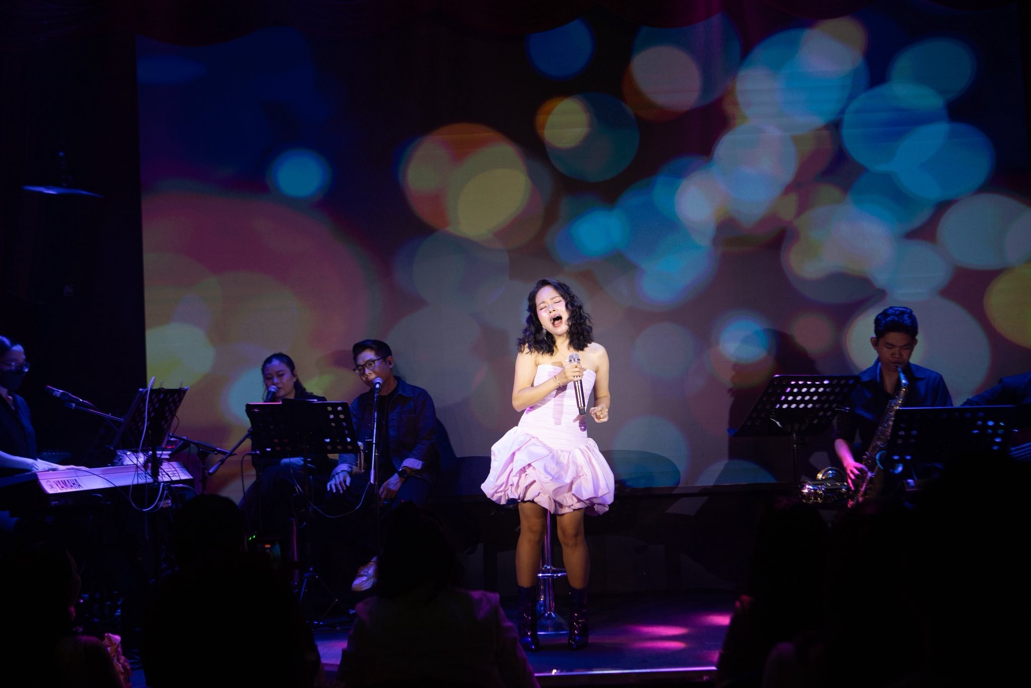 hoang_quyen_3.jpg