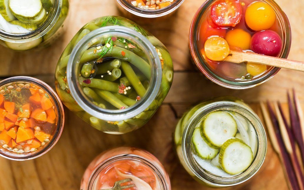 Cac mon an co the bao quan lau trong mua dich hinh anh