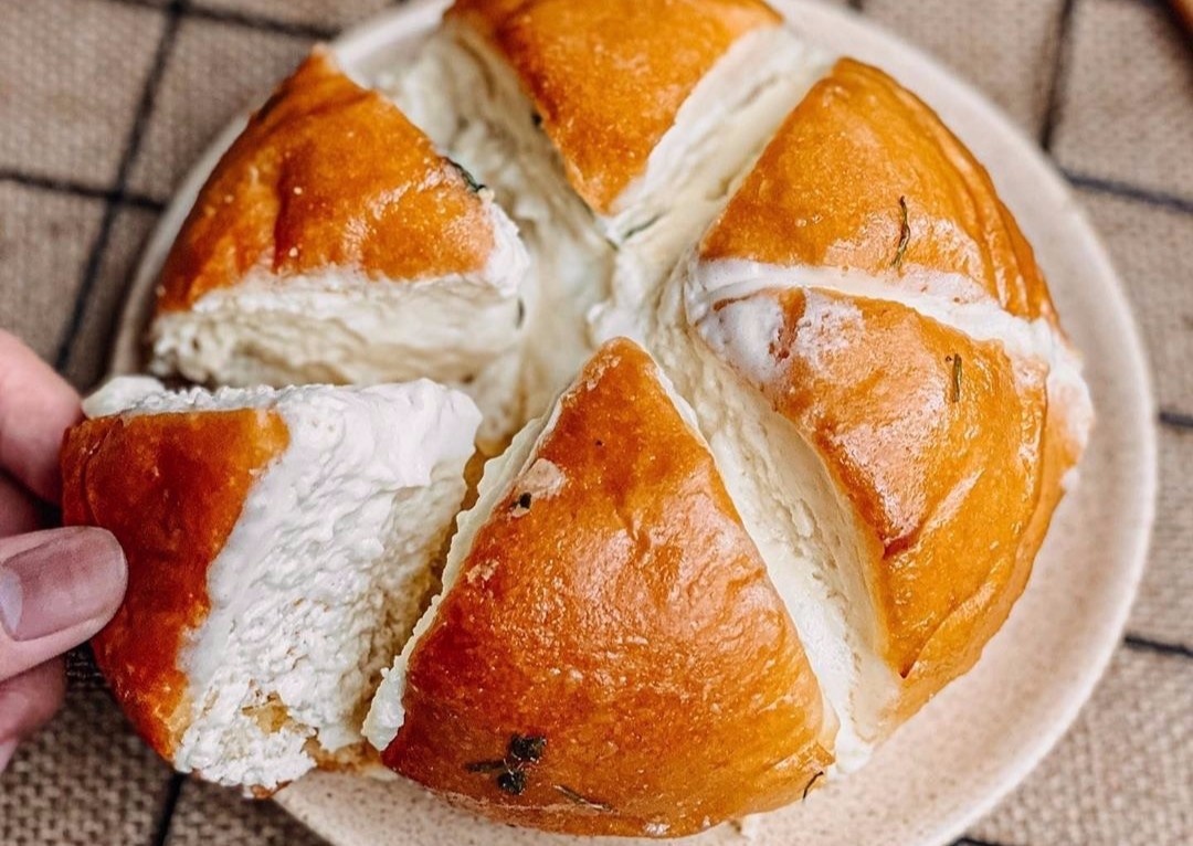 5 tiem banh mi pho mai bo toi ship tan nha o Ha Noi hinh anh