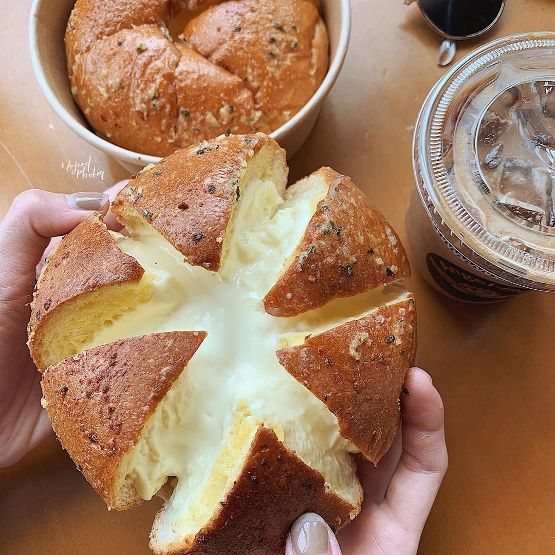 banh mi pho mai bo toi anh 4