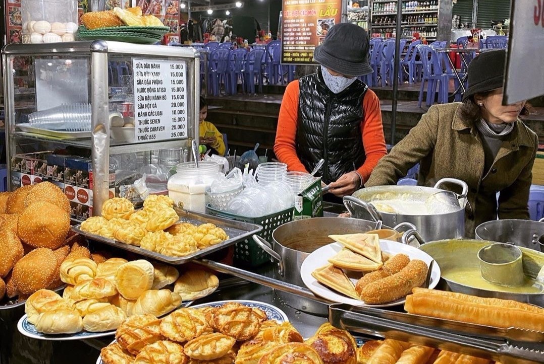 Loat mon an vat khong the bo qua o cho dem Da Lat hinh anh