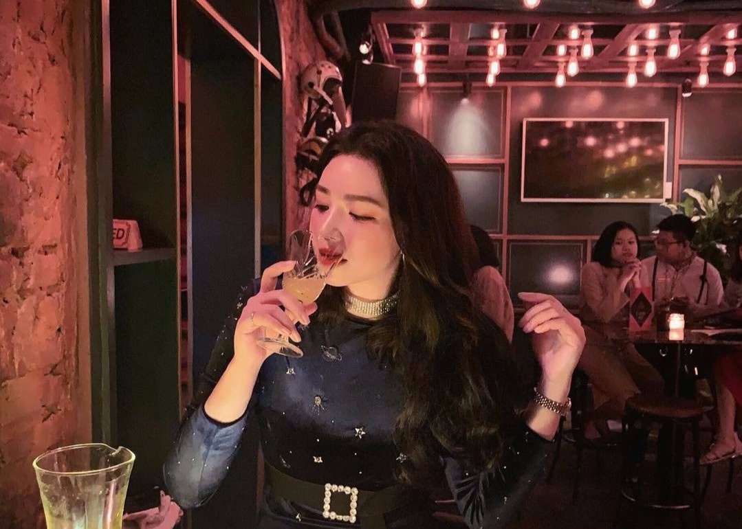 4 khong gian thuong thuc cocktail o Ha Noi hinh anh