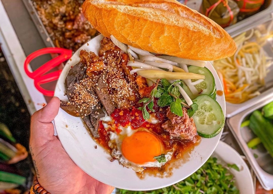 7 quan banh mi nhat dinh phai thu khi toi Da Nang hinh anh