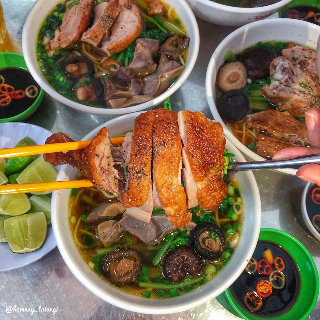 quan mi TP.HCM anh 9