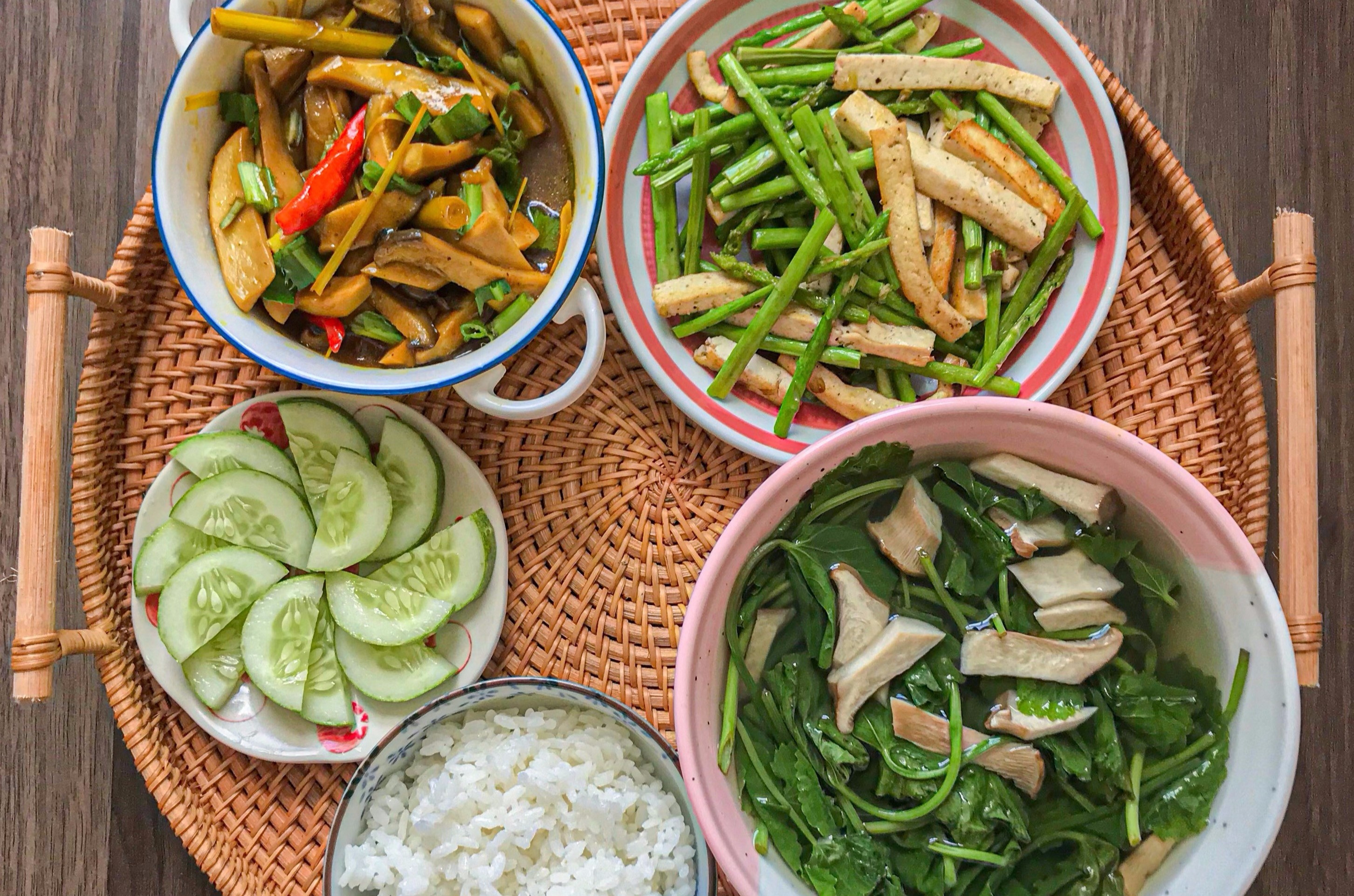 7 mam com chay du chat voi cac loai nam hinh anh