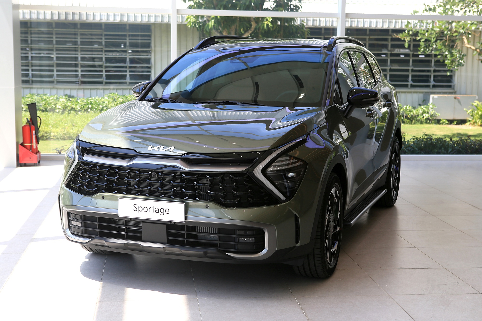 Nhieu hang xe van khan hang tai Viet Nam, khach phai doi dai hinh anh