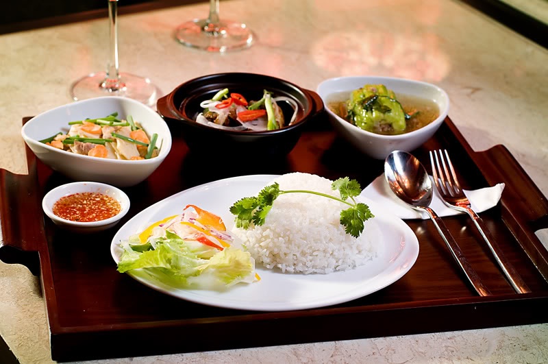 Goi y bua trua lanh manh cho dan van phong hinh anh